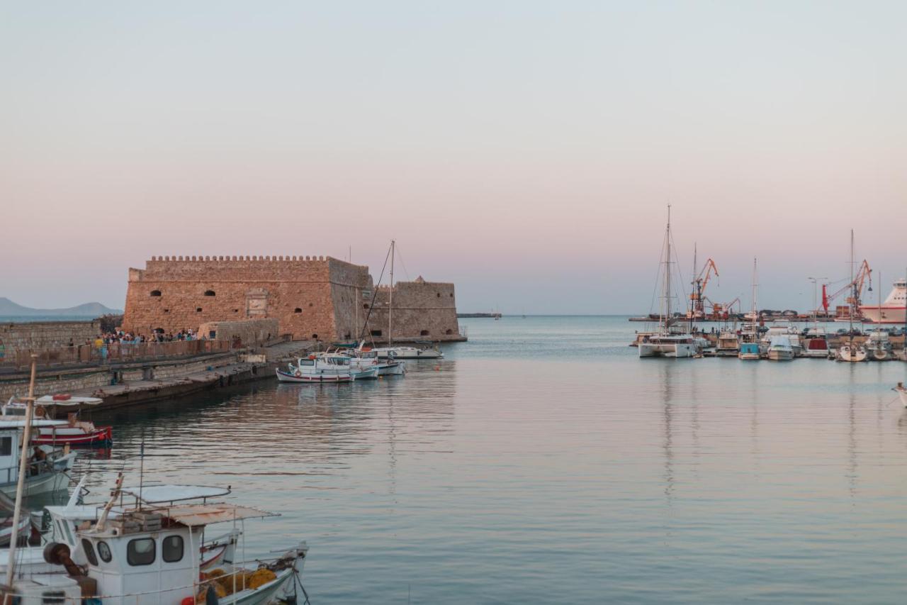 Minos By Agora Luxury Apartments In The Heart Of Heraklion Экстерьер фото
